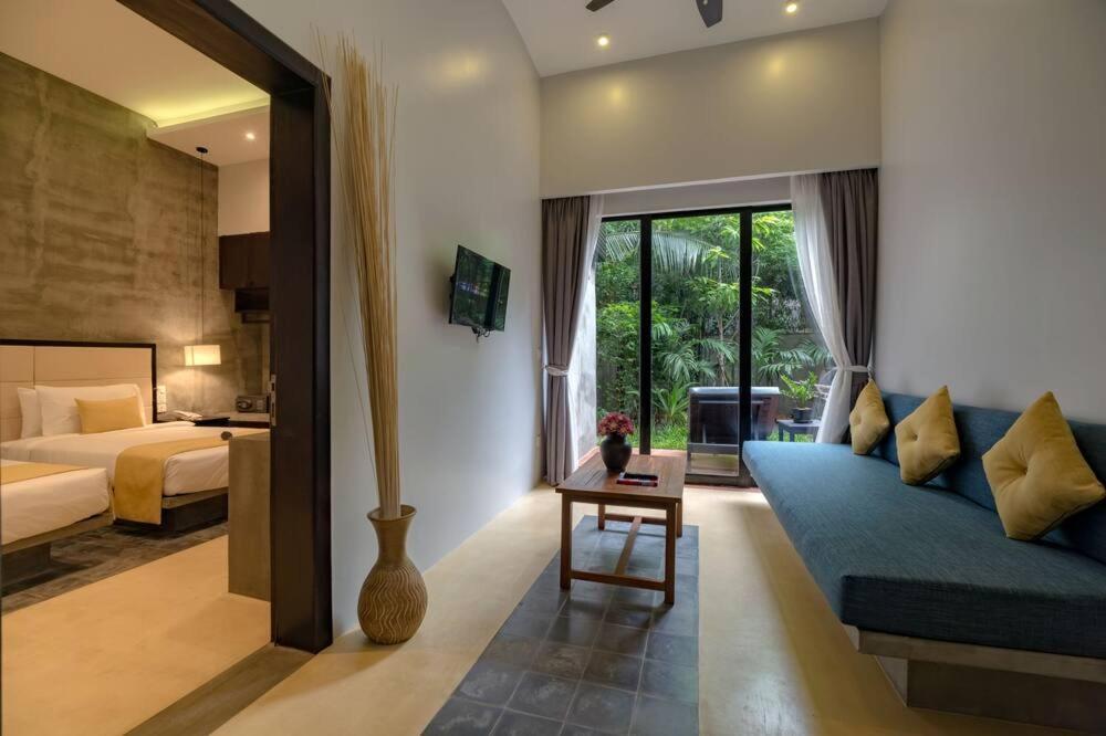 Hotel Grange Siem Reap Esterno foto