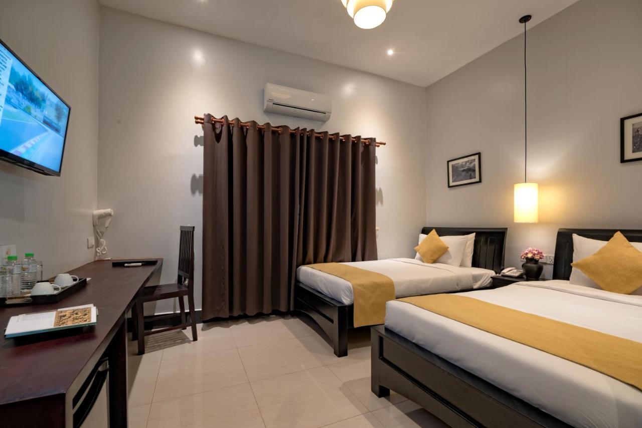 Hotel Grange Siem Reap Esterno foto