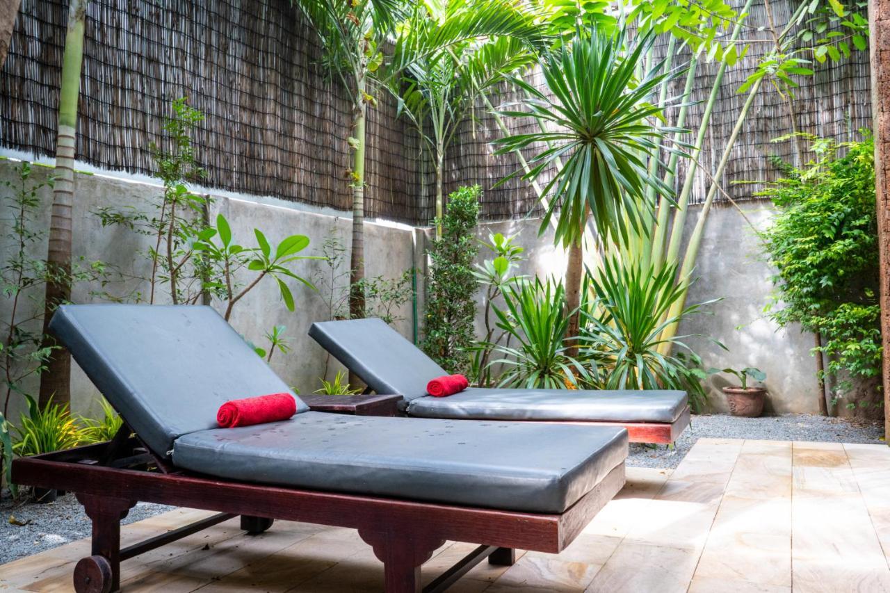Hotel Grange Siem Reap Esterno foto