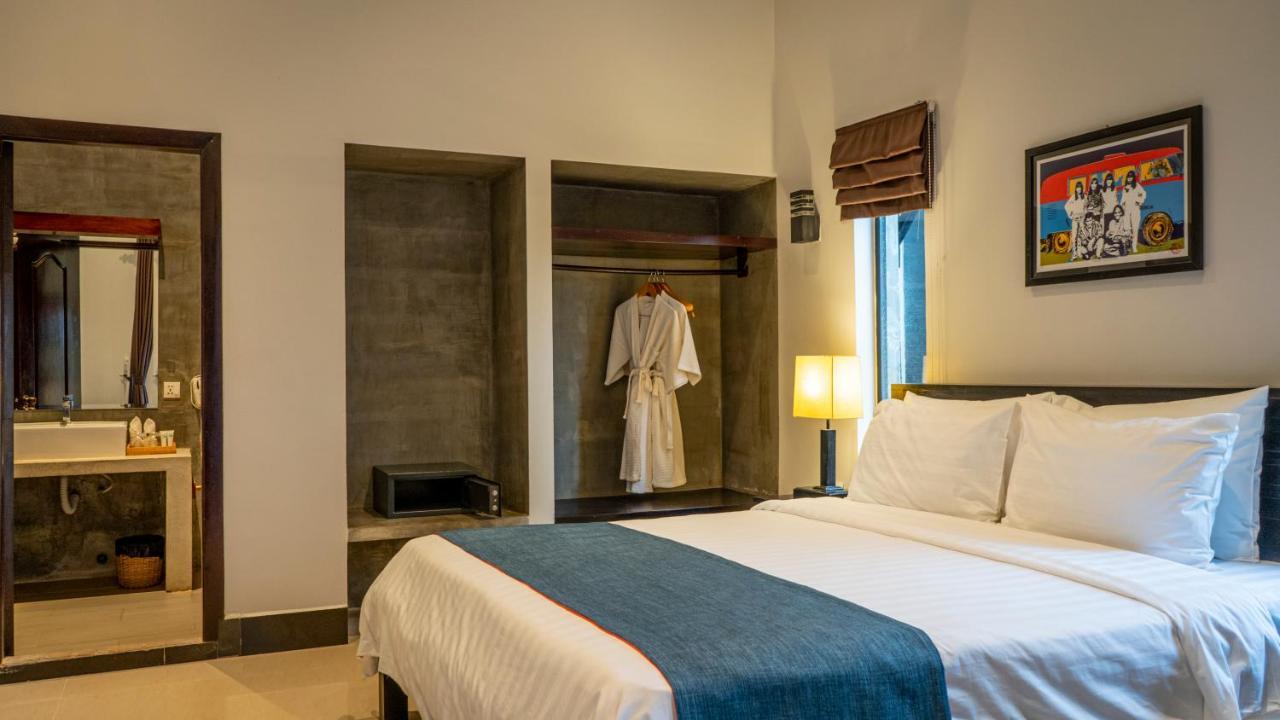 Hotel Grange Siem Reap Esterno foto